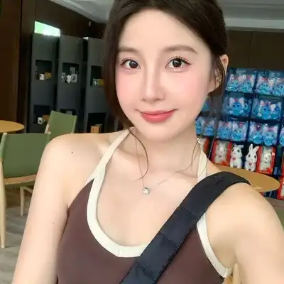 董雅